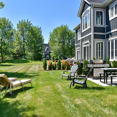 New Blue Mountain Village Snowbridge Executive Townhome Sleeps 10 With Outdoor Pool And Shuttle Nottawa 外观 照片