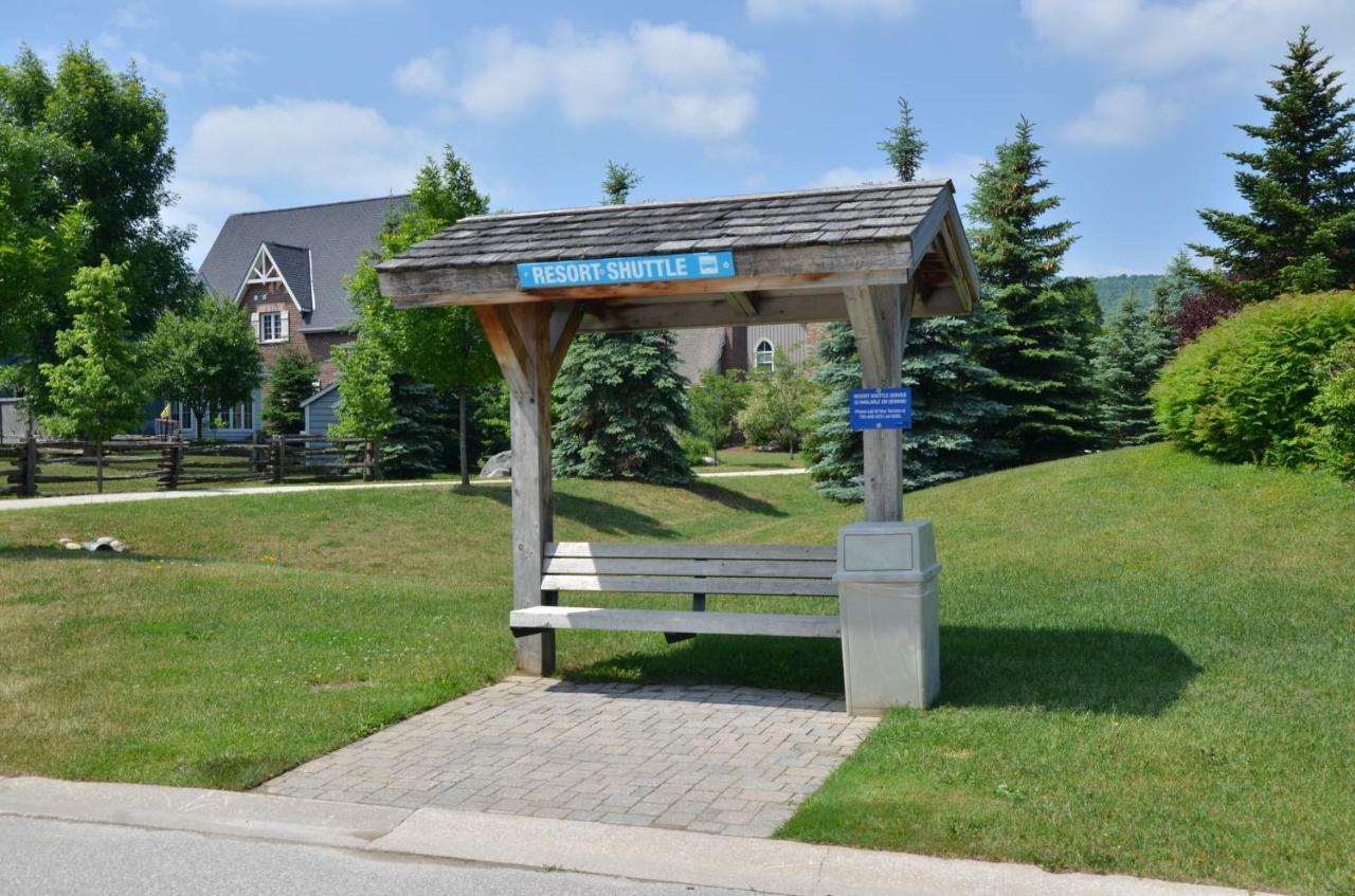 New Blue Mountain Village Snowbridge Executive Townhome Sleeps 10 With Outdoor Pool And Shuttle Nottawa 外观 照片